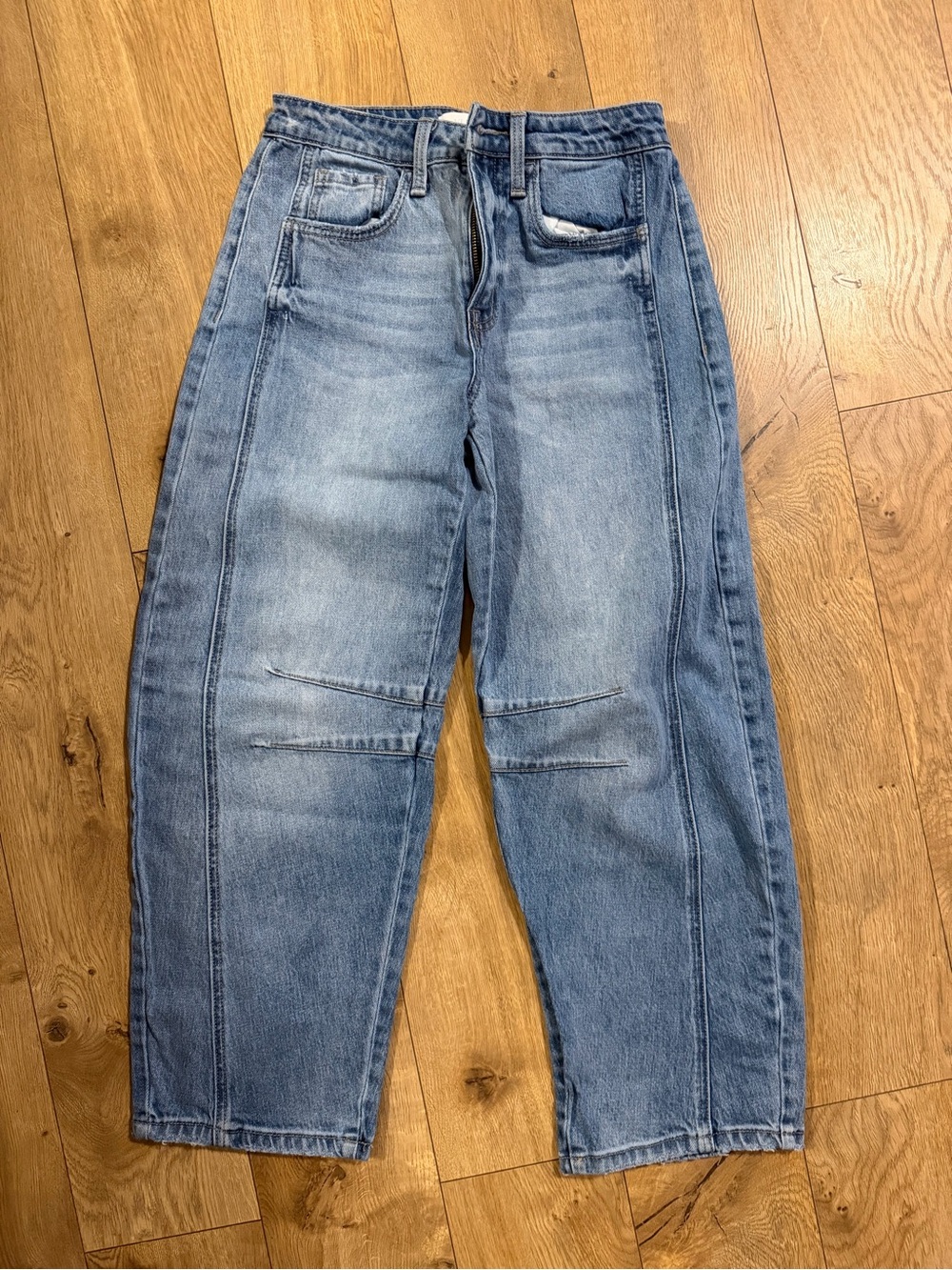 VERVET Barrel Leg Jeans Size 26 Light Wash Denim High Rise